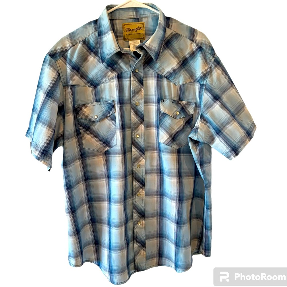 Wrangler XL short sleeve mother of pearl snaps.